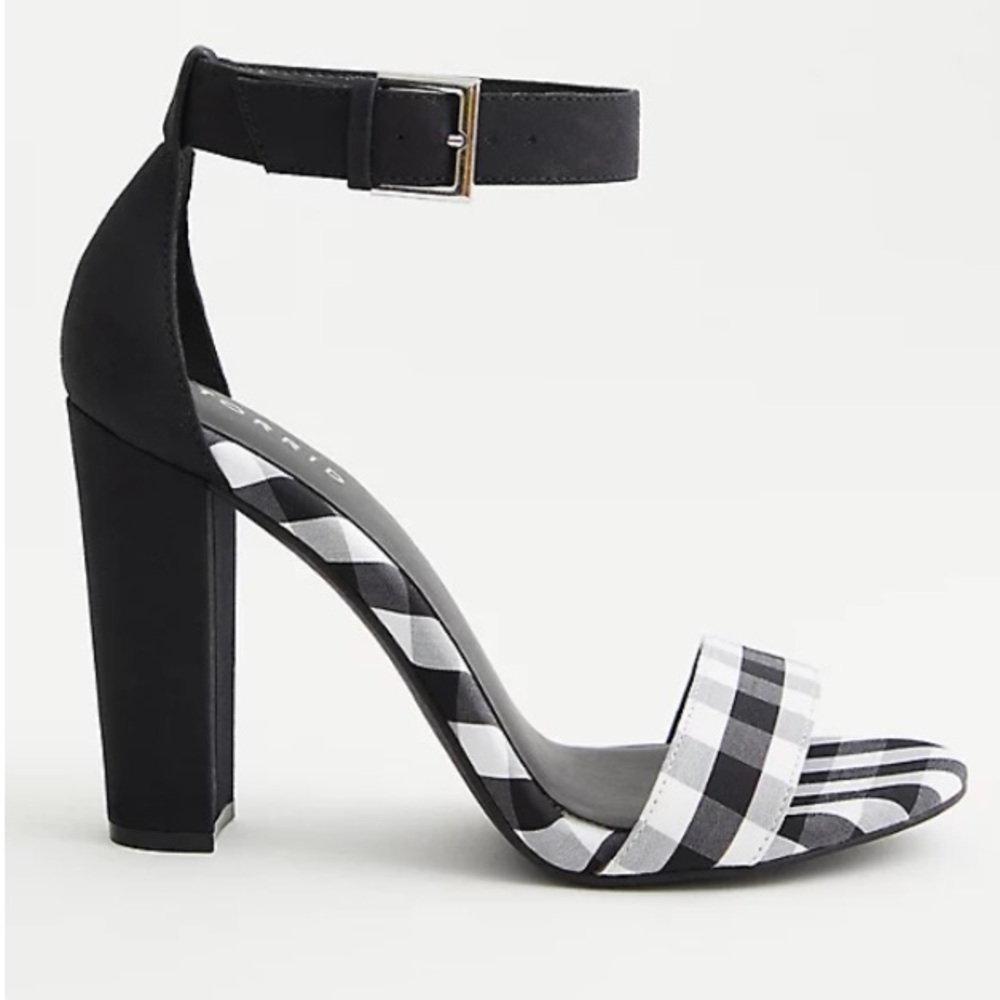 TORRID NWT BLACK & WHITE GINGHAM TAPERED HEEL (WW) - Picture 5 of 5